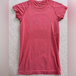 Lululemon swiftly short sleeve shirt